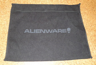 gamer-notebook-zu-verkaufen/images/thumbs/alienware-m11x-gamer-notebook-protection-bag.jpg